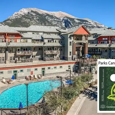 Mountain Retreat - Modern and Bright with Panorama Views 2 bedrooms