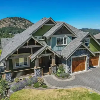 Mount Finlayson View Villa by EMR Vacation Rentals
