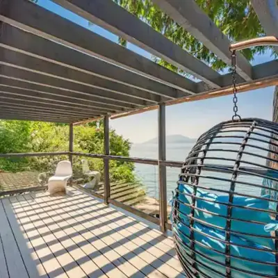 SALT COTTAGE Waterfront Guest House with Superb Views